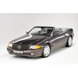 Norev 1/18 Mercedes Benz...