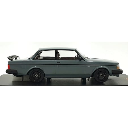 Ixo 1/18 Volvo 240 Turbo Custom 1985