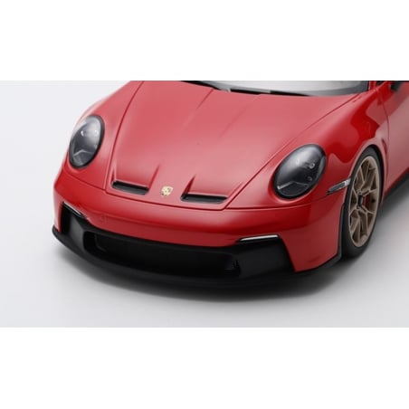 Spark 1/18 Porsche 911(992) GT3 2022