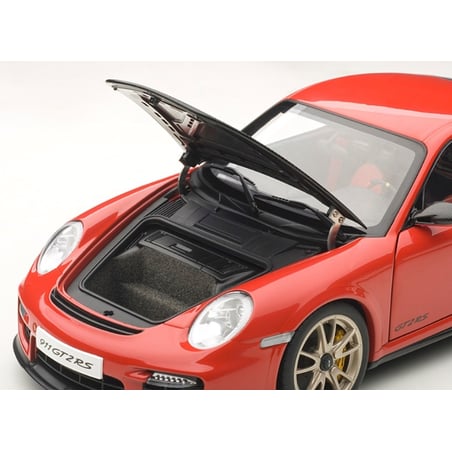 Autoart 1/18 Porsche 911 (997) GT2 RS