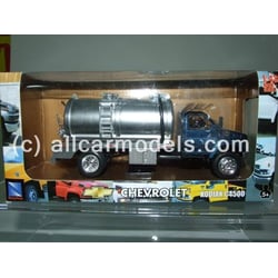 1:43 Chevrolet Kodiak...