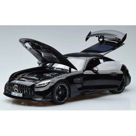 Norev 1/18 1/18 Mercedes Benz AMG GT Black Series 2021