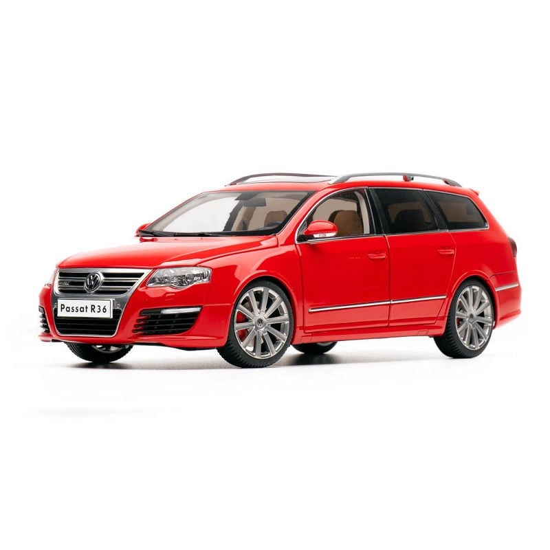 NZG 1/18 Volkswagen VW Passat Variant R36 2010