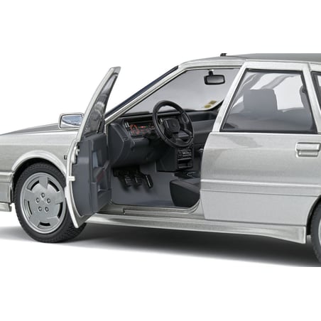 Solido 1/18 Renault 21 Mk.1 Turbo 1988