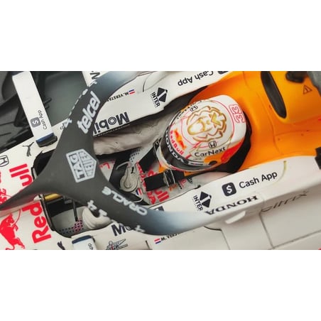 Spark 1/18 Red Bull Racing Honda RB16B 2nd Turkish GP 2021 No.33 Max Verstappen