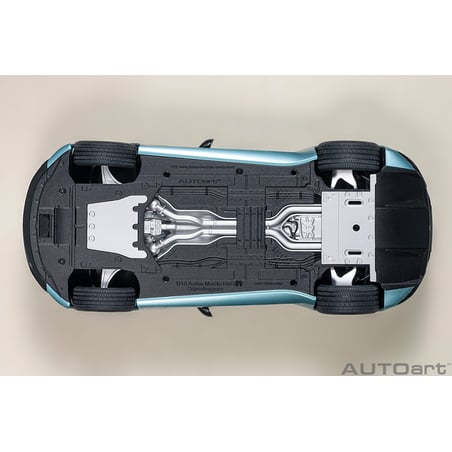 Autoart 1/18 Aston Martin DBS Superleggera