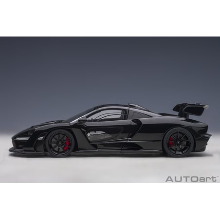 Autoart 1/18 McLaren Senna
