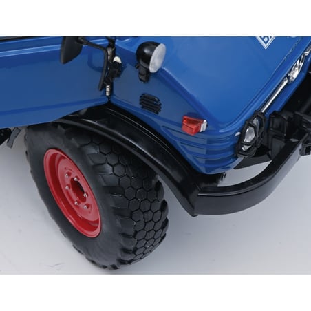 Schuco 1/18 Mercedes-Benz Unimog 406 closed cabin