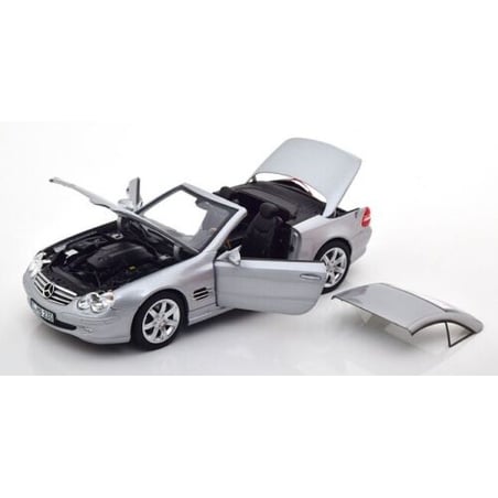 Norev Dealer Pack 1/18 Mercedes Benz SL500 R230 (2001-2006)