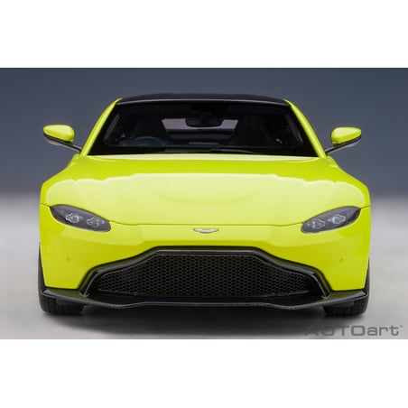Autoart 1/18 Aston Martin Vantage 2019