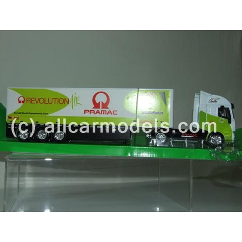 1:43 IVECO STRALIS Pramac Racing Team- Moto GP world Championship Team Truck (New Ray)