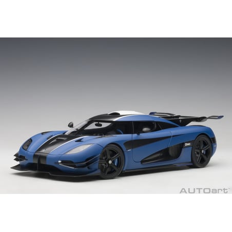 AutoArt  1/18 Koenigsegg One:1