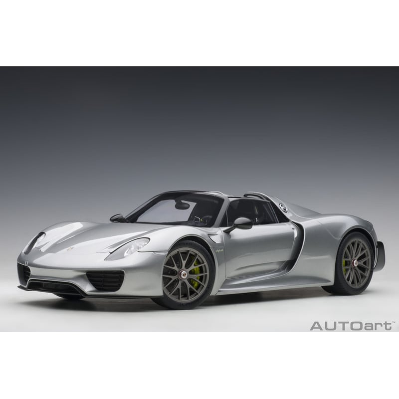 Autoart 1/18 Porsche 918 Spyder Weissach Package 2013