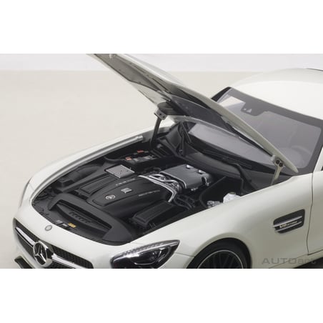 Autoart 1/18 Mercedes-AMG GTS