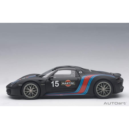 Autoart 1/18 Porsche 918 Spyder Martini Livery No.15