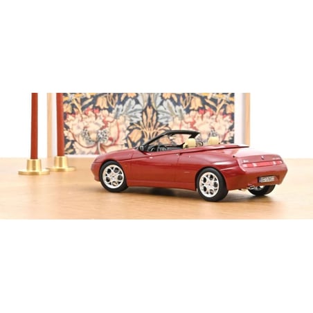 Norev 1/18 Alfa Romeo Spider 1999