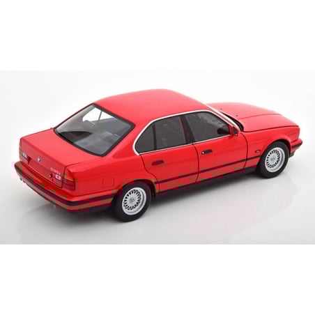 Minichamps 1/18 BMW 5 Series 535i (E34) 1988