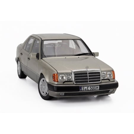 Mercedes Benz Dealer Pack Norev 1/18 Mercedes Benz E Class 500E (W124) 1991-1993