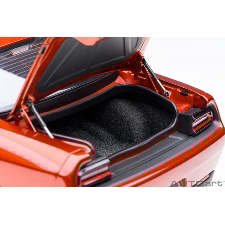 Autoart 1/18 Dodge Challenger R/T Scat Pack Shaker Widebody 2022