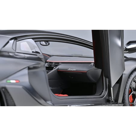 Autoart 1/18 Lamborghini Aventador SVJ 201