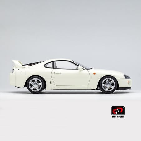 LCD Models 1/18 Toyota Supra MKIV (A80) Coupe 1993 (Car lift and key fob included)