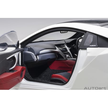 AutoArt 1/18 Honda NSX (NC1)