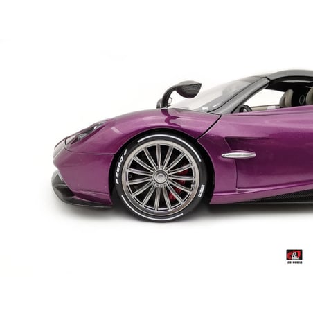 1/18 Pagani Huayra Roadster 2018