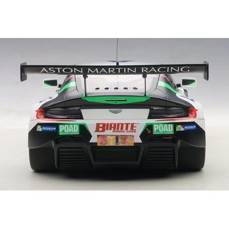 Autoart 1/18 Aston Martin V12 Vantage Bathrust 12 Hours Race 2015- No.97 A.Macdowall/D.O'Young/S.Mucke