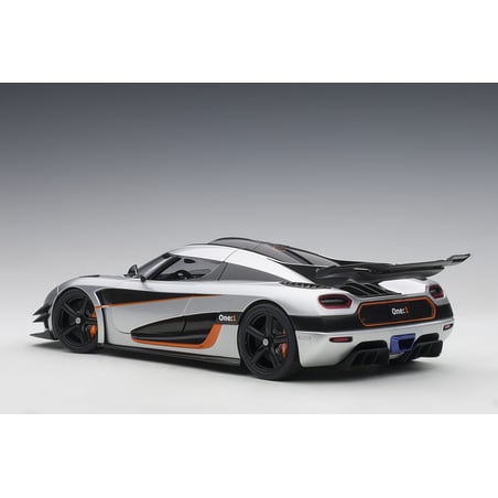 Autoart 1/18 Koenigsegg One:1