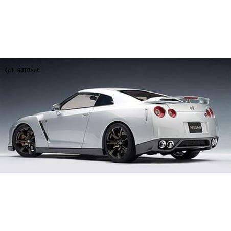 AUTOart 1/12 Nissan Skyline GTR - R35 Premium Edition