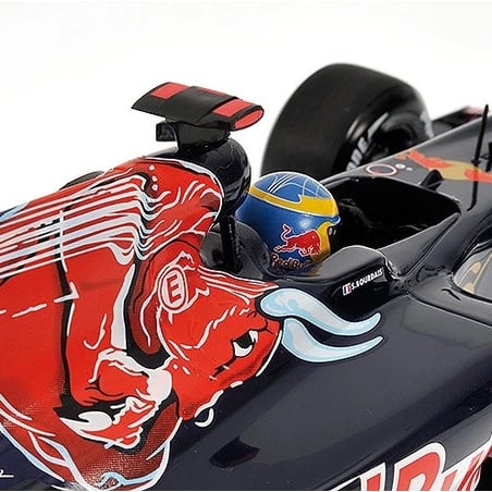 Minichamps 1/18 Scuderia Toro Rosso STR4 2009 No.11 S.Bourdais
