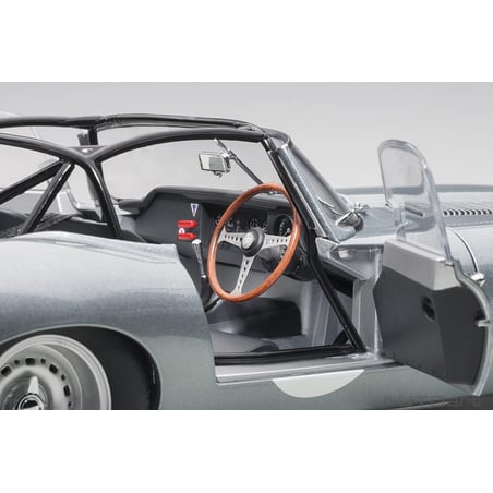1/18 Jaguar Lightweight E-Type