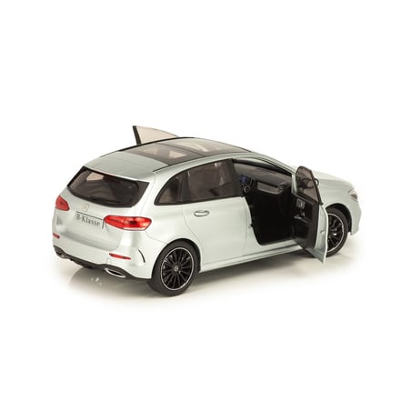 1/18 Mercedes Benz B Class