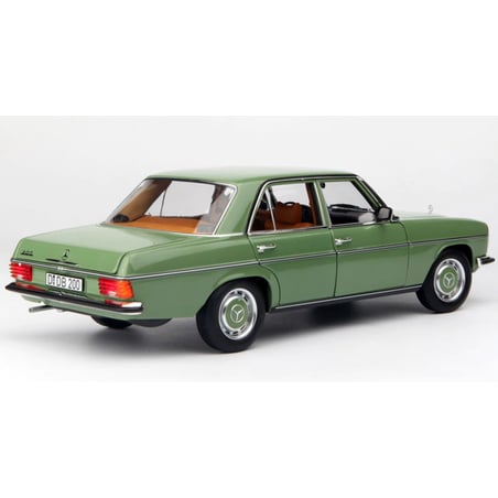 Norev 1/18 Mercedes Benz 200 (W115) 1973