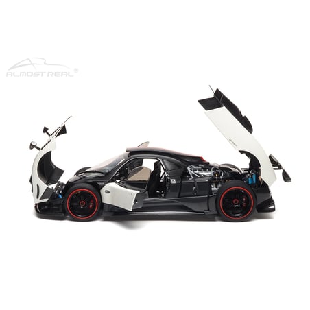 Almost Real 1/18 Pagani Zonda Cinque Coupe 2009