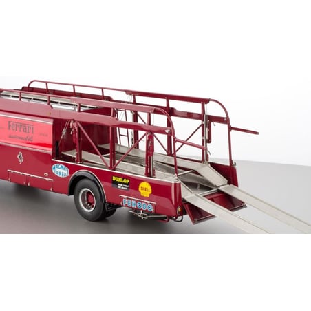CMC 1/18  Ferrari Racing transporter, Typ Fiat 642 RN2 Bartoletti, 1957