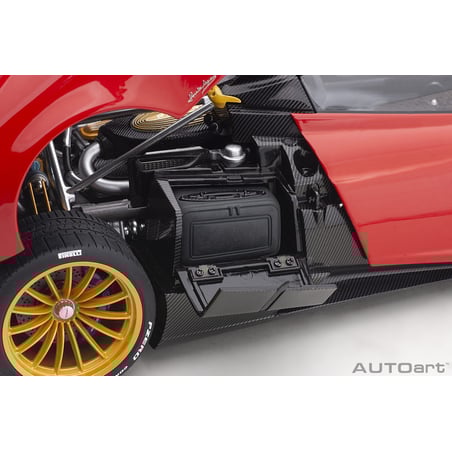 Autoart 1/18 Pagani Huayra Roadster