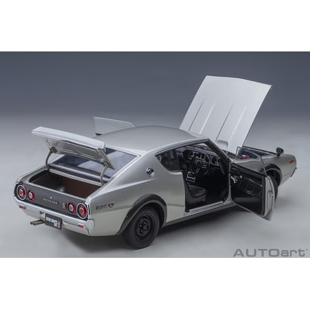 Autoart 1/18 Nissan Skyline 2000 GT-R (KPGC110)