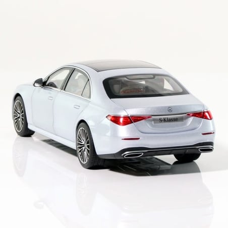 1/18 Mercedes Benz S Klasse AMG Line V223