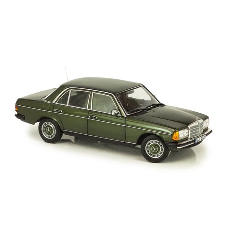1:18 MERCEDES BENZ 200 W123 (1980-1985)
