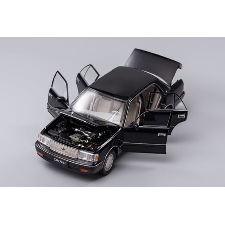 Keng Fai 1/18 Toyota Crown LHD
