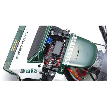 Kyosho 1/18 Lancia Stratos HF 1975 Winner Rallye San Remo No.11 1975 Night Version, Björn Waldegard, Hans Thorszelius