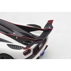 1:18 Koenigsegg One:1