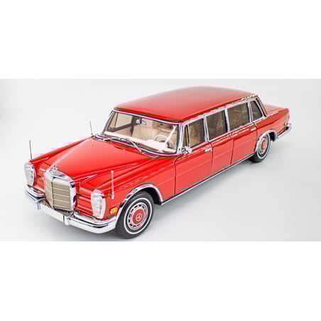 1/18 Mercedes-Benz 600 Pullman “Red Baron”, 1972