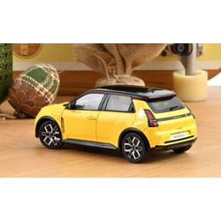 Norev 1/18 Renault R5 E-TECH 100% Electric 2024