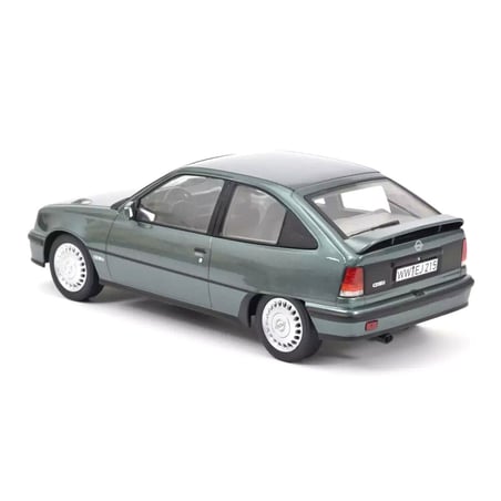 Norev 1/18 Opel Kadett GSi 1987