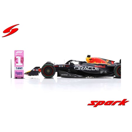 Spark 1/12 Oracle Red Bull Racing RB18 No.1 Winner Japanese GP 2022 F1 World Champion Max Verstappen