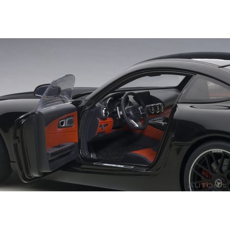 Autoart 1/18 Mercedes AMG GTS