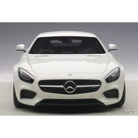 Autoart 1/18 Mercedes-AMG GTS