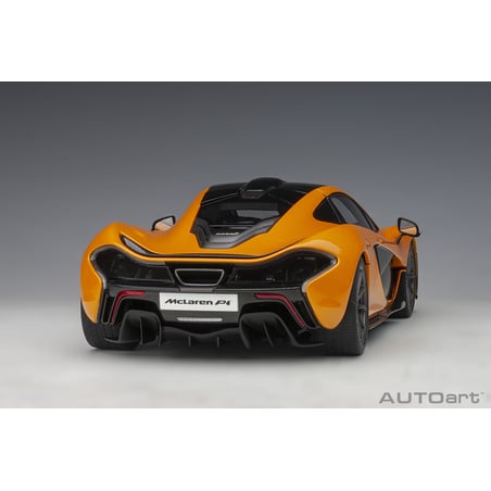 Autoart 1/18 McLaren P1